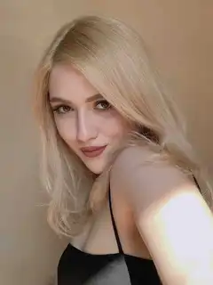 Anna escort in Paris